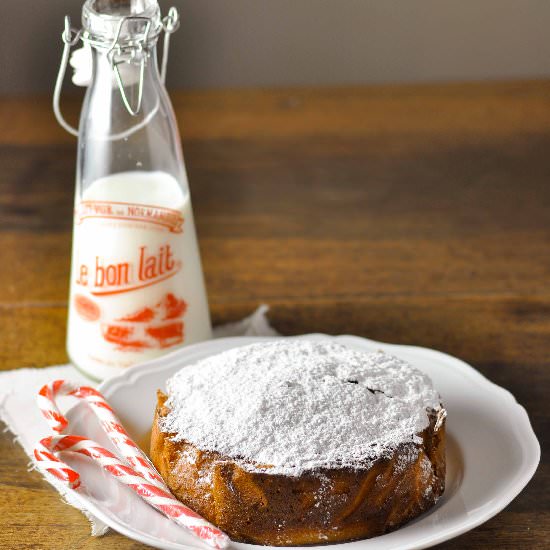 Soft Cake with Warm Milk
