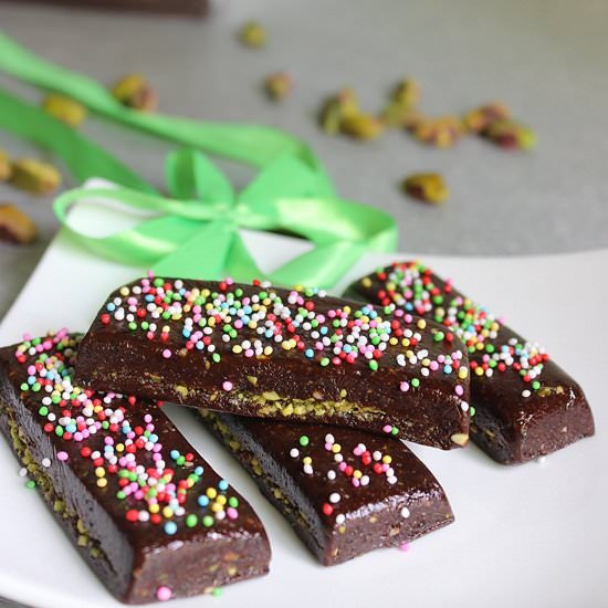 Date and Nut Chocolate Bars