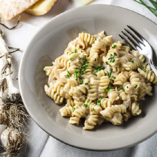 Roasted Garlic Mac’n’Cheese