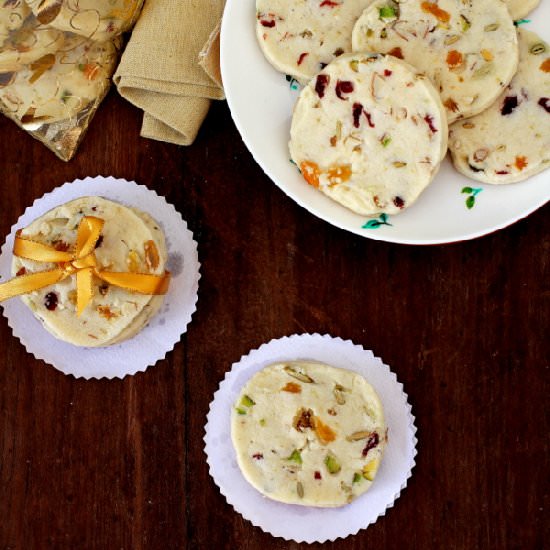Fruit and Nut Shortbread Cookies