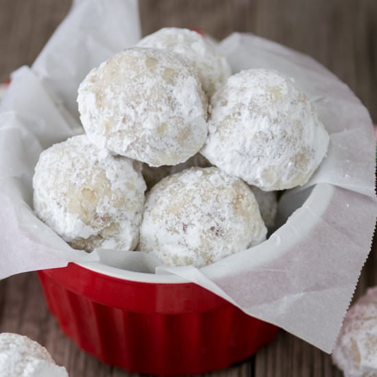 Mom’s Russian Tea Cakes