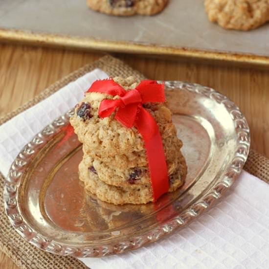 Cranberry Cashew Oatmeal Cookies
