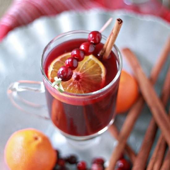 Crock Pot Cranberry Mulled Wine