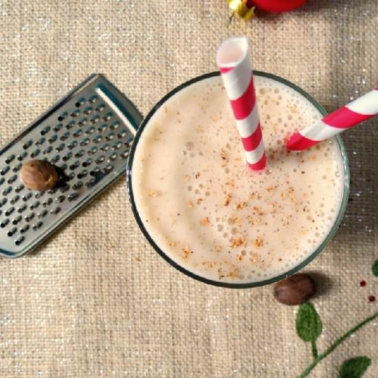 Eggnog Smoothie (Dairy-Free)