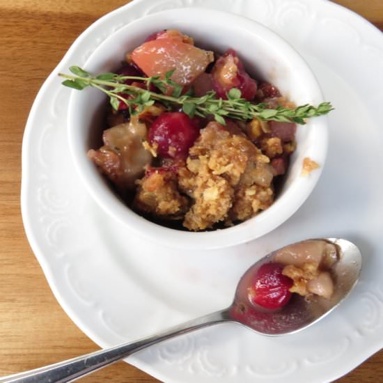 Herbed Pear and Cranberry Crisp