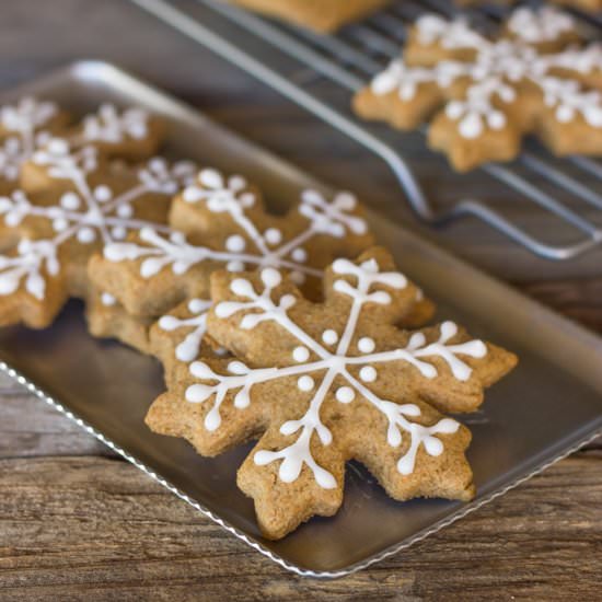 Iced Graham Cracker Snowflakes