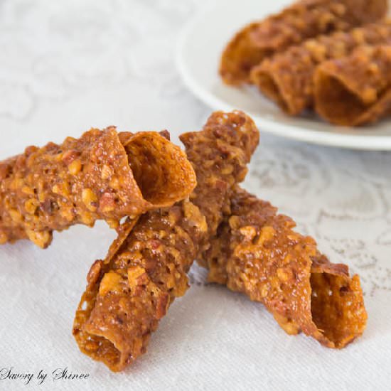 Pecan Lace Cookies