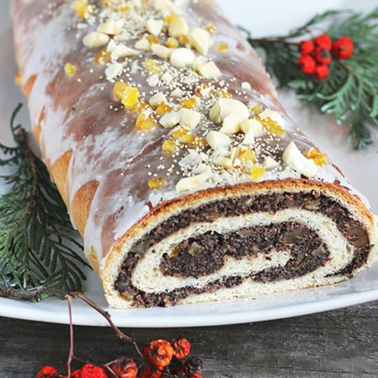 Poppy-seed cake