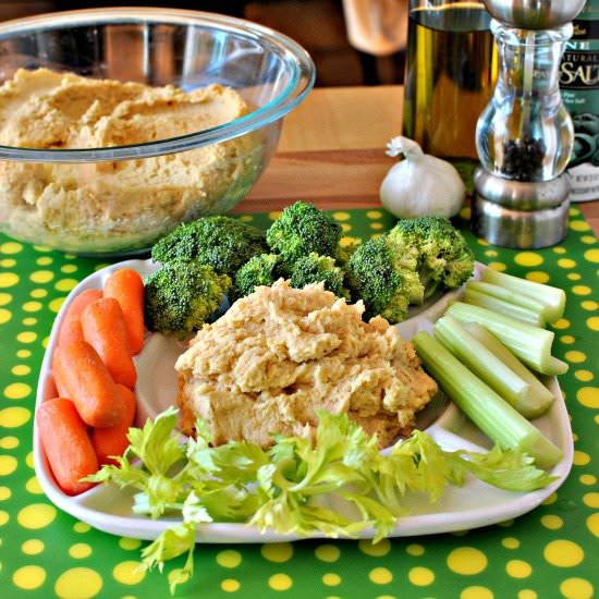 Garlic Lover’s Hummus