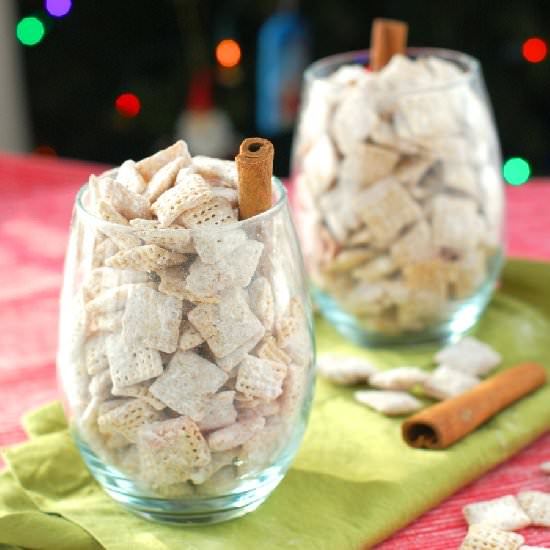 Eggnog Muddy Buddies