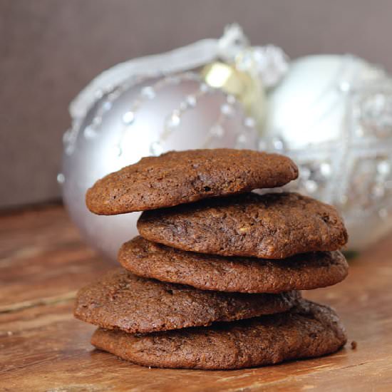 Vegan Chewy Molasses Cookies
