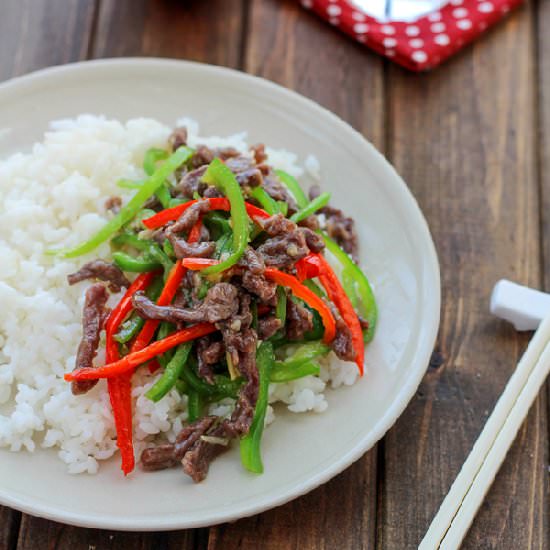 Stir-Fried Beef with Green Peppers