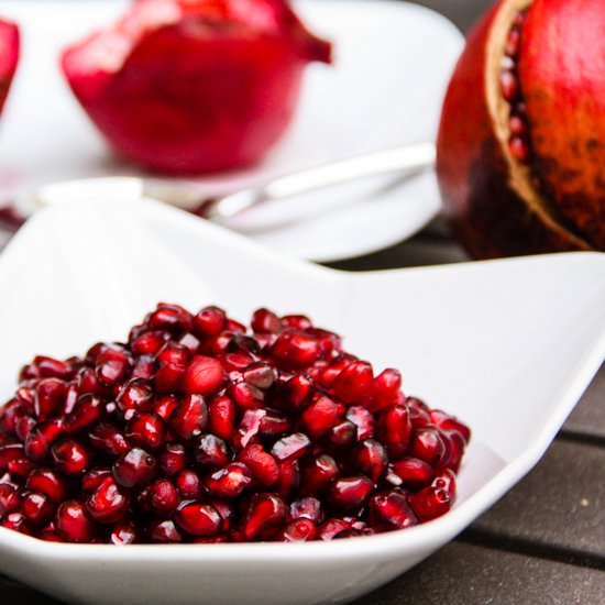 How To De-Seed Pomegranate