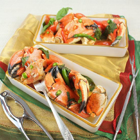 Stone Crab Claws in Red Curry