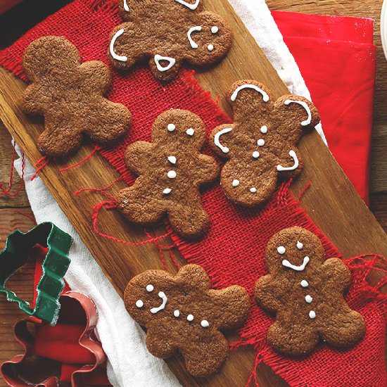 V GF Gingerbread Men