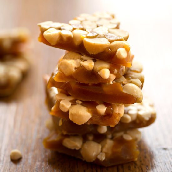 Golden Macadamia Nut Toffee