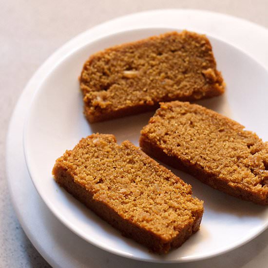 Eggless Gingerbread Cake