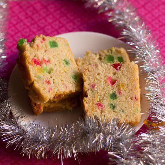 Eggless tutti frutti cake