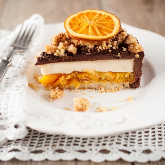 Chocolate&Vanilla Creme Brulee Cake
