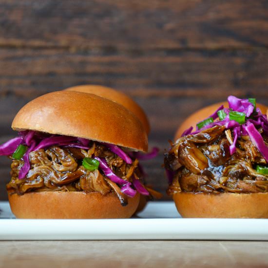 Slow Cooker Honey Pulled Pork