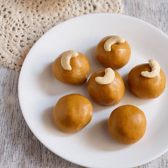 Besan Ladoo