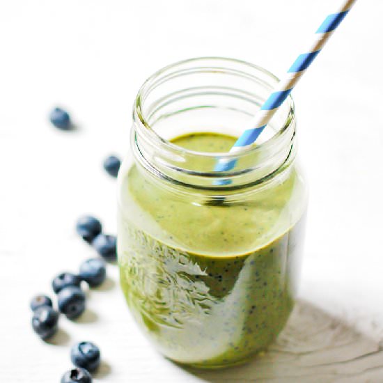 Blueberry Green Tea Smoothie