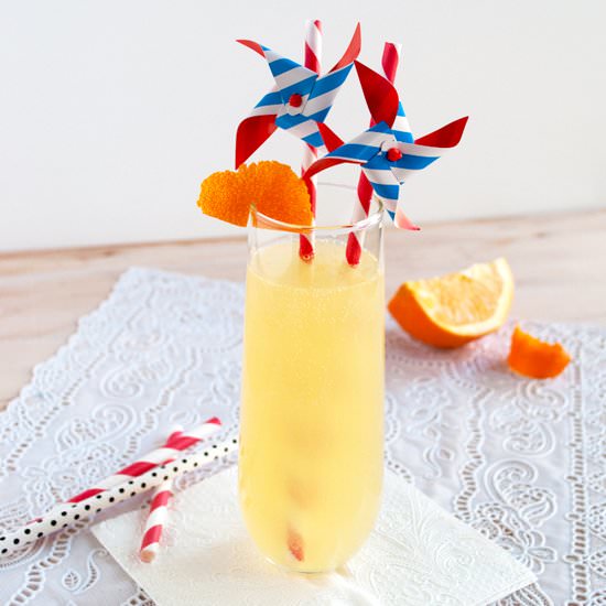 Citrus Sparkler Cocktail