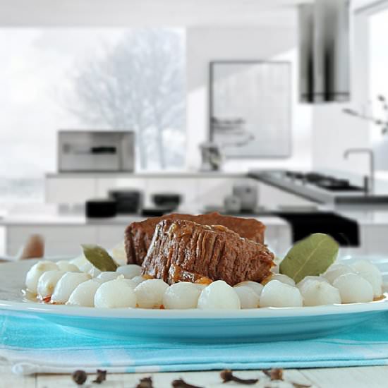 Veal Stifado