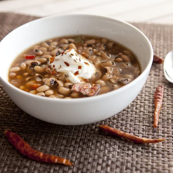 Slow Cooker Black Eyed Peas