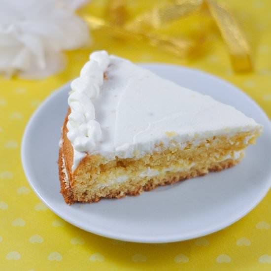 Eggless Yellow cake