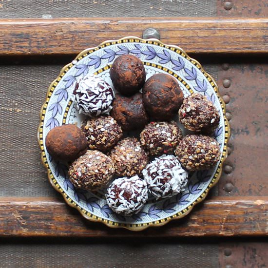 Beetroot Chocolate Protein Balls