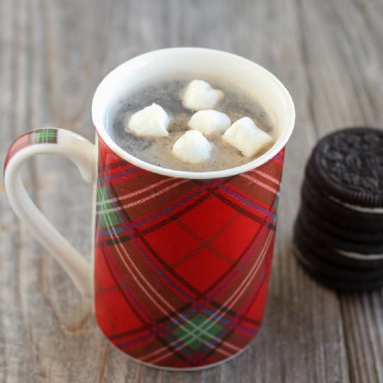 Cookies and Cream Hot Chocolate