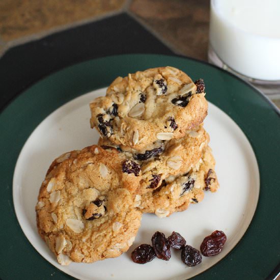 Oatmeal Raisin Cookies