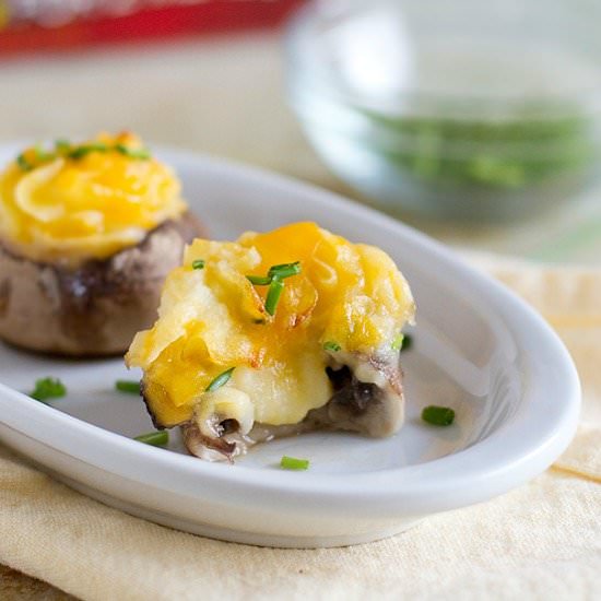 Cheesy Mashed Potato Mushrooms