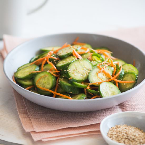Healthy Cucumber Carrot Salad