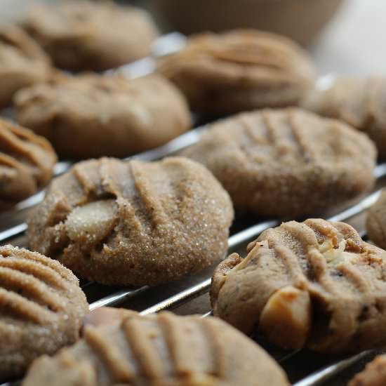 Wattleseed & Macadamia Cookies