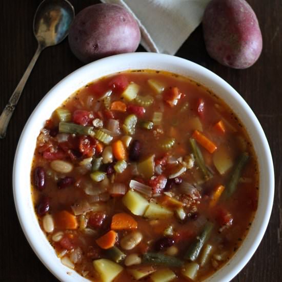 Minestrone Soup with Quinoa