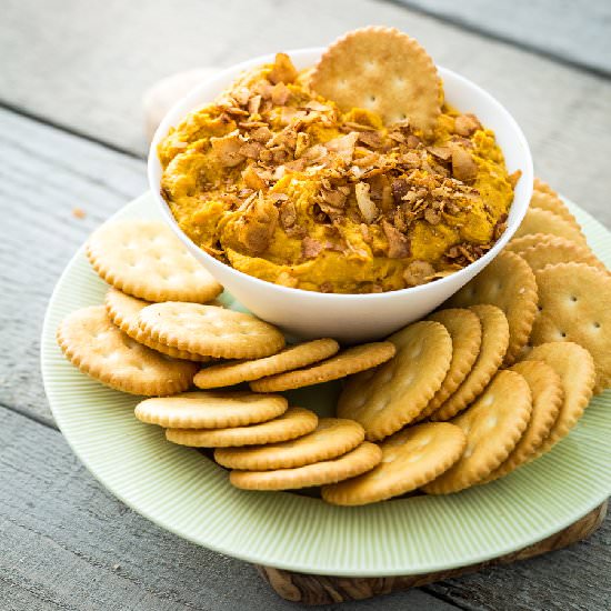 Vegan Cheddar Bacon Dip