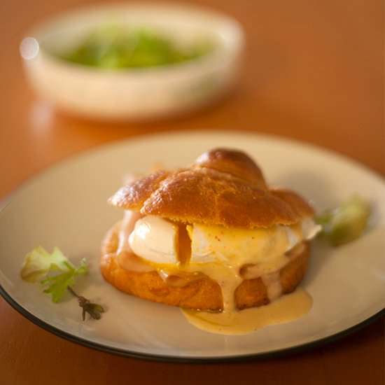 Eggs Benedict