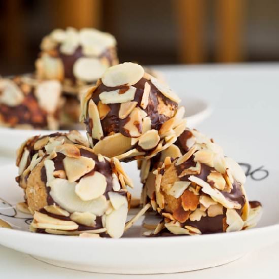 Peanut Butter Almond Balls