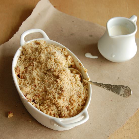 Plum and amaretti crumble