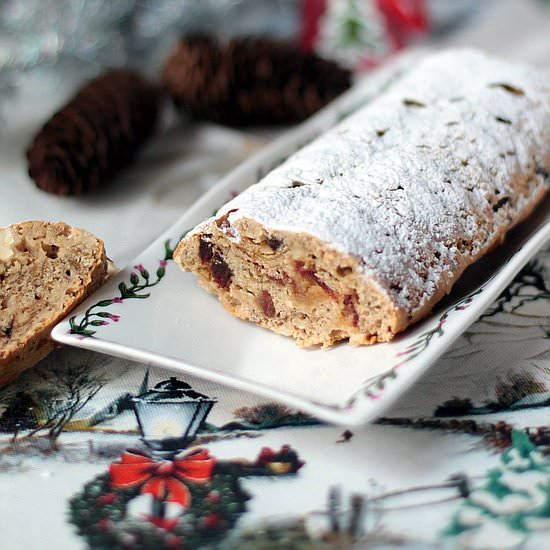 Five Cups Christmas Cake