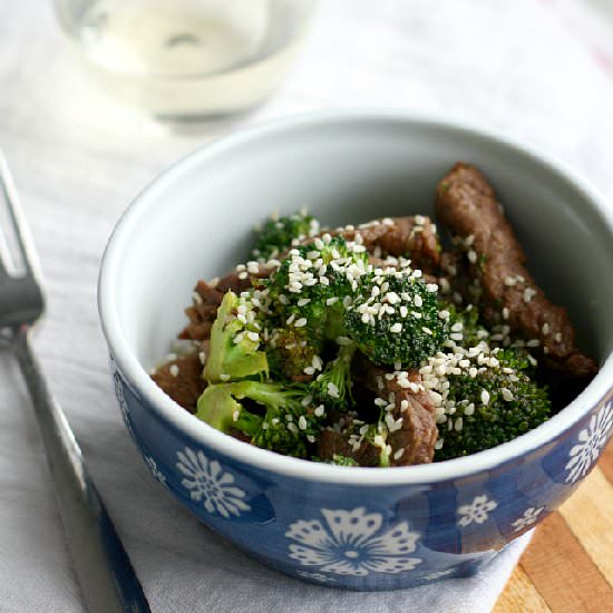Sesame Beef and Broccoli Stir Fry