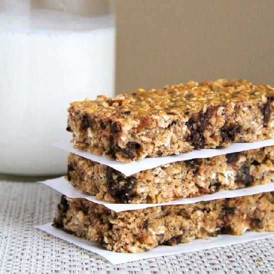 Soft and Chewy Protein Granola Bars