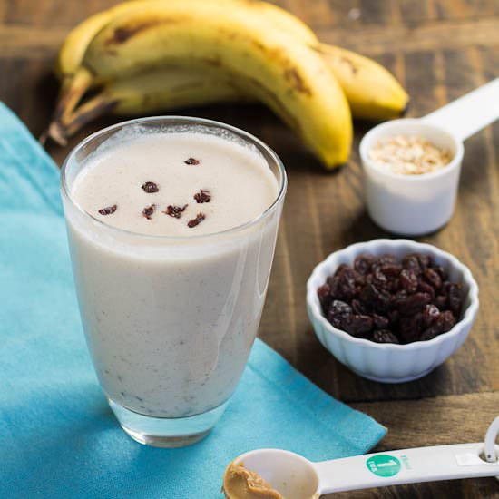Oatmeal Raisin Protein Shake