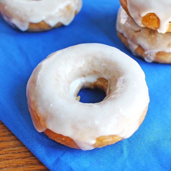 Baked Vanilla Maple Donuts