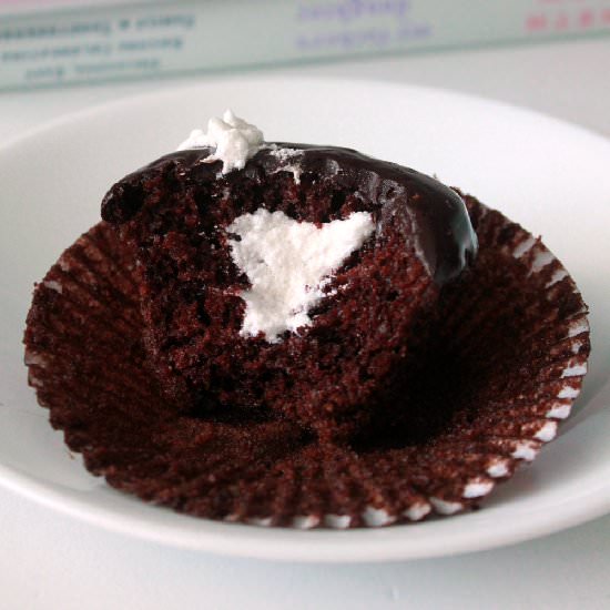 Fauxstess Cupcake
