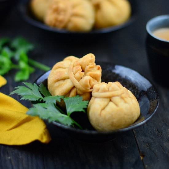Aloo matar potli samosa
