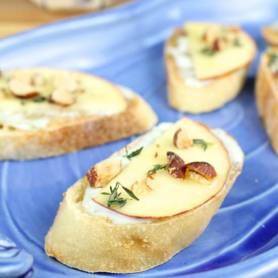 Apple Blue Cheese Crostini