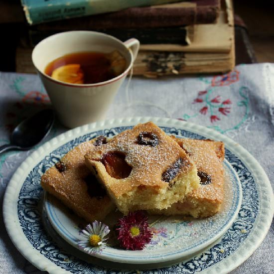 Plum and Dactyl Cake